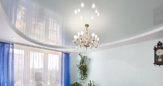 Глянцевый потолок Котельники, цена от 4535 руб.